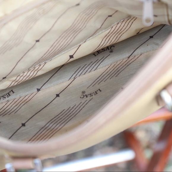 Lesac Vintage Handbag - Picture 2 of 6